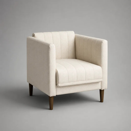 Poltrona imbottita quadrata in tessuto poliestere beige chiaro con braccioli e gambe in legno massello 78 cm x 78 cm x 72 cm
